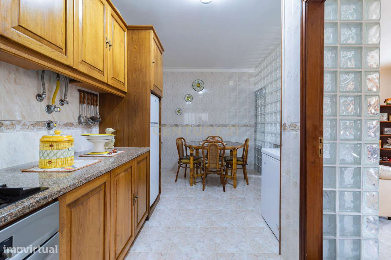 Moradia T3 a 10 minutos de Leiria - Grande imagem: 5/27