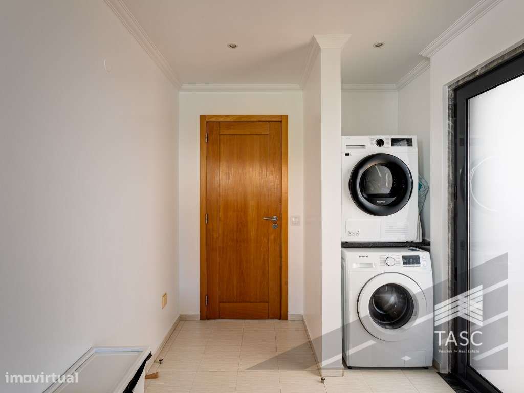 Moradia Geminada em Bicesse-15