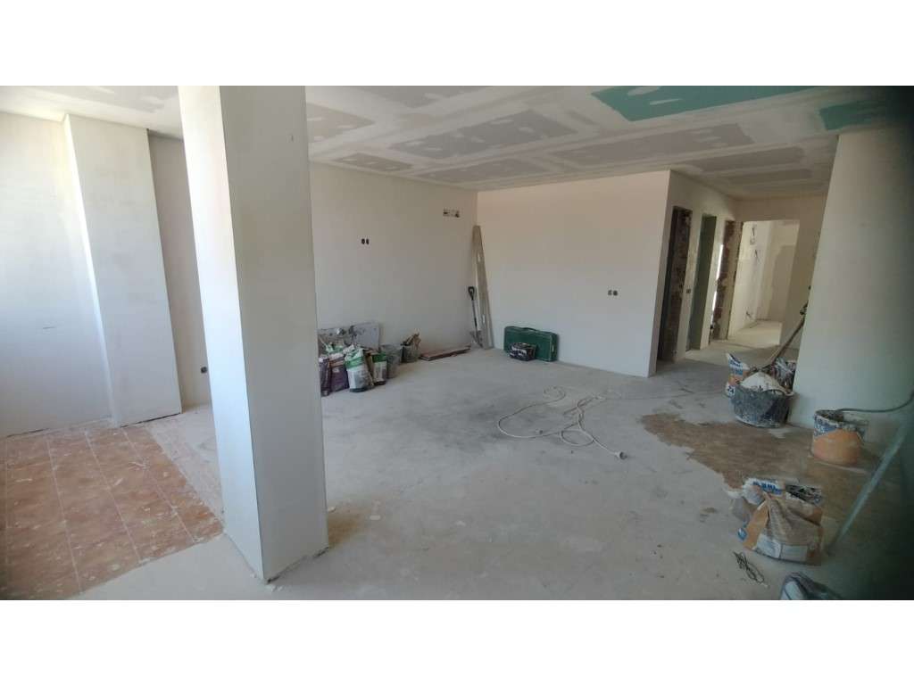 T3 Remodelado no Bairro de Montalvão-8