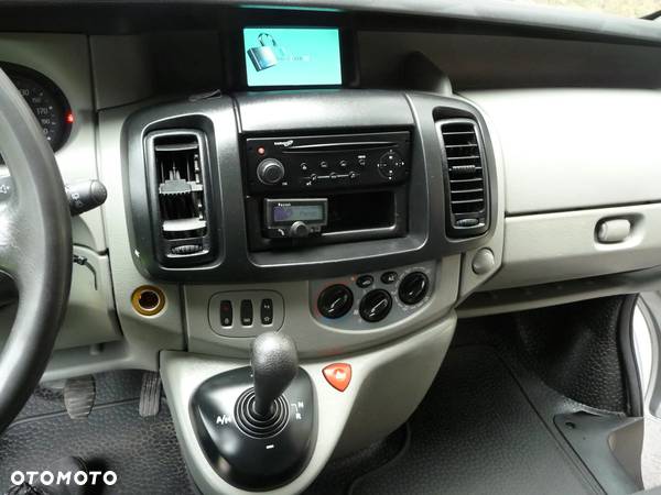 Renault Trafic - 9