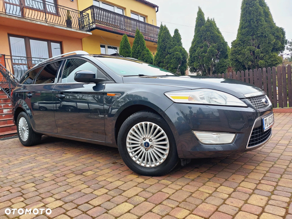 Ford Mondeo 1.6 Ambiente - 16