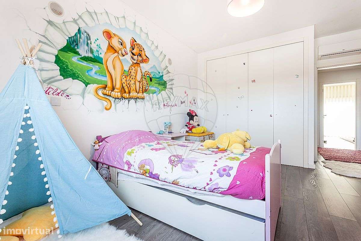 Moradia T4 para venda-24