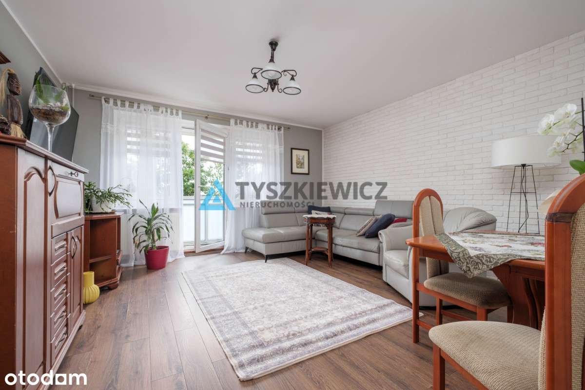 Dwustronne mieszkanie w spokojnej części Moreny - Pełny obrazek: 2/15