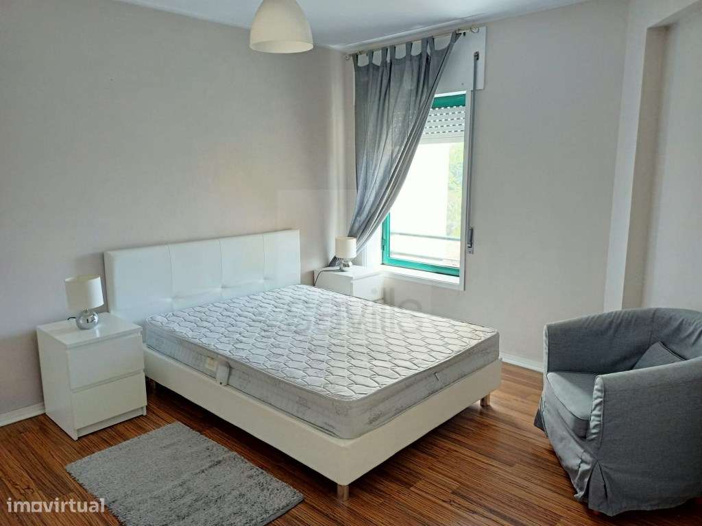 T1 mobilado para arrendar em Júlio Dinis, Porto - Grande imagem: 4/7