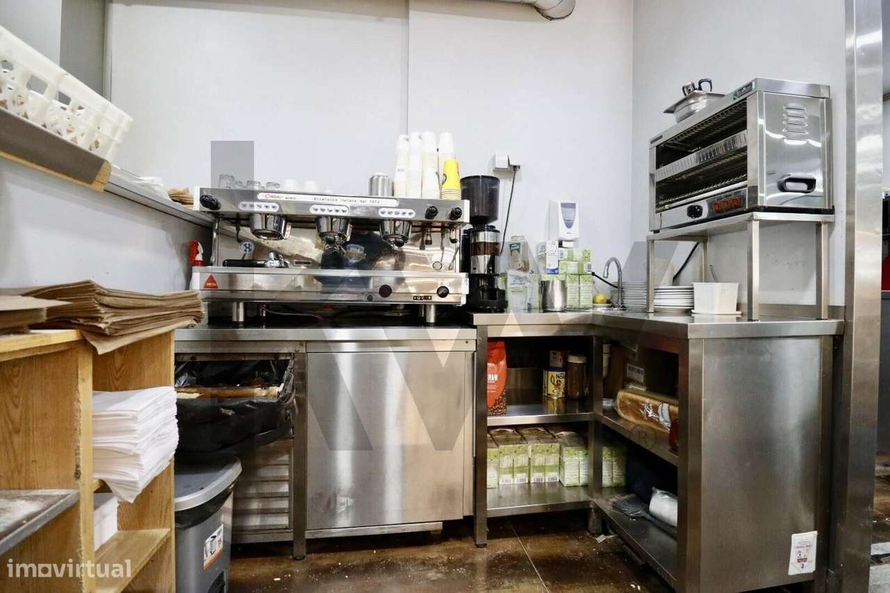 Trespasse de Padaria / Pastelaria no Centro de São João da Madeira-6