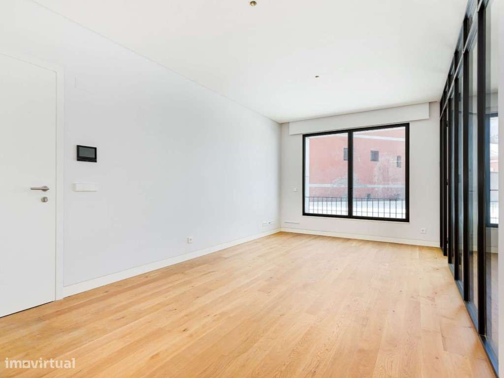 Apartamento T1 para arrendamento sem móveis em Santo António - Grande imagem: 3/25