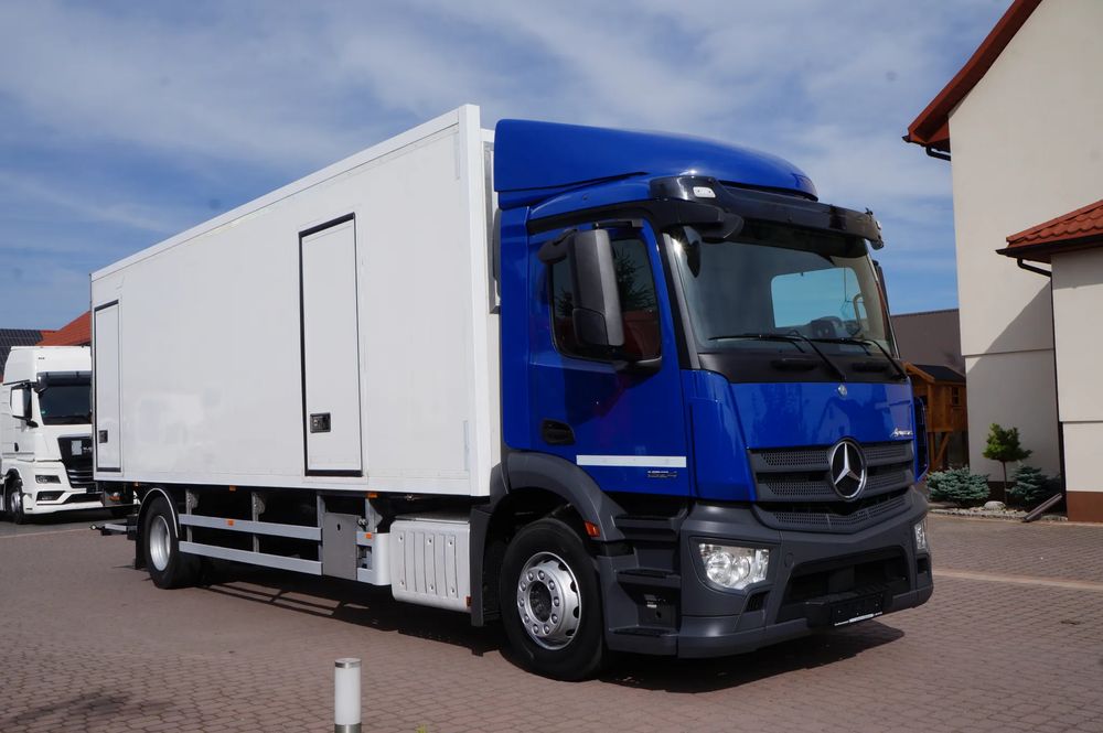 Mercedes-Benz Antos 2017