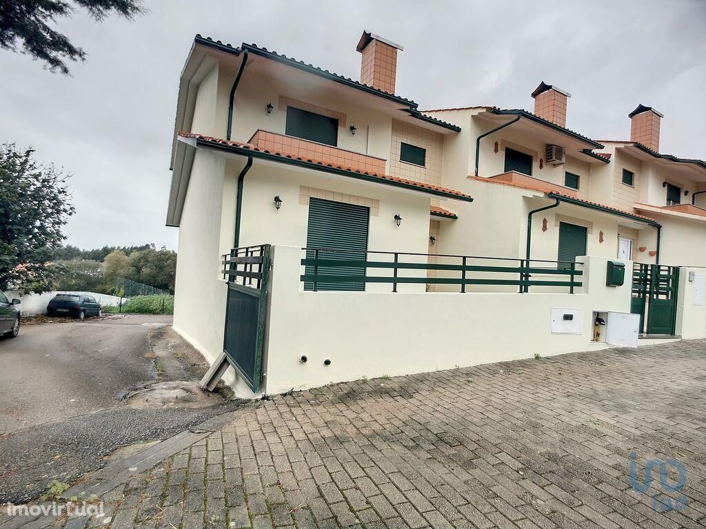 Casa / Villa T3 em Aveiro de 270,00 m2