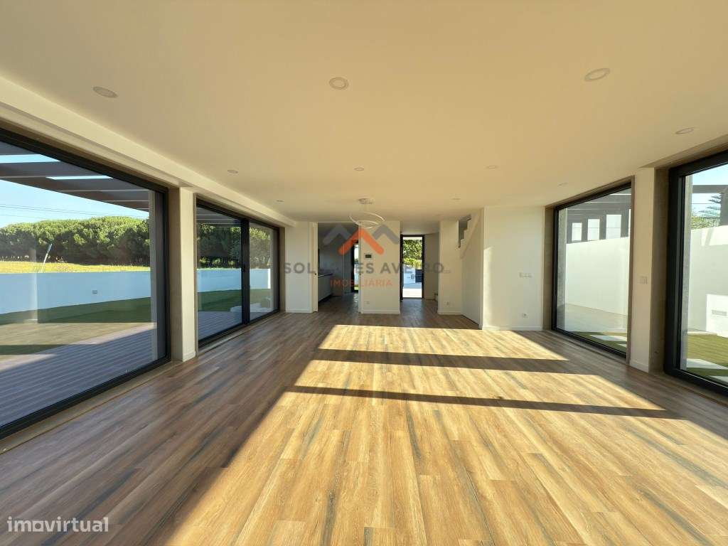 Moradia T3 Isolada e Pronta Habitar - Grande imagem: 5/31