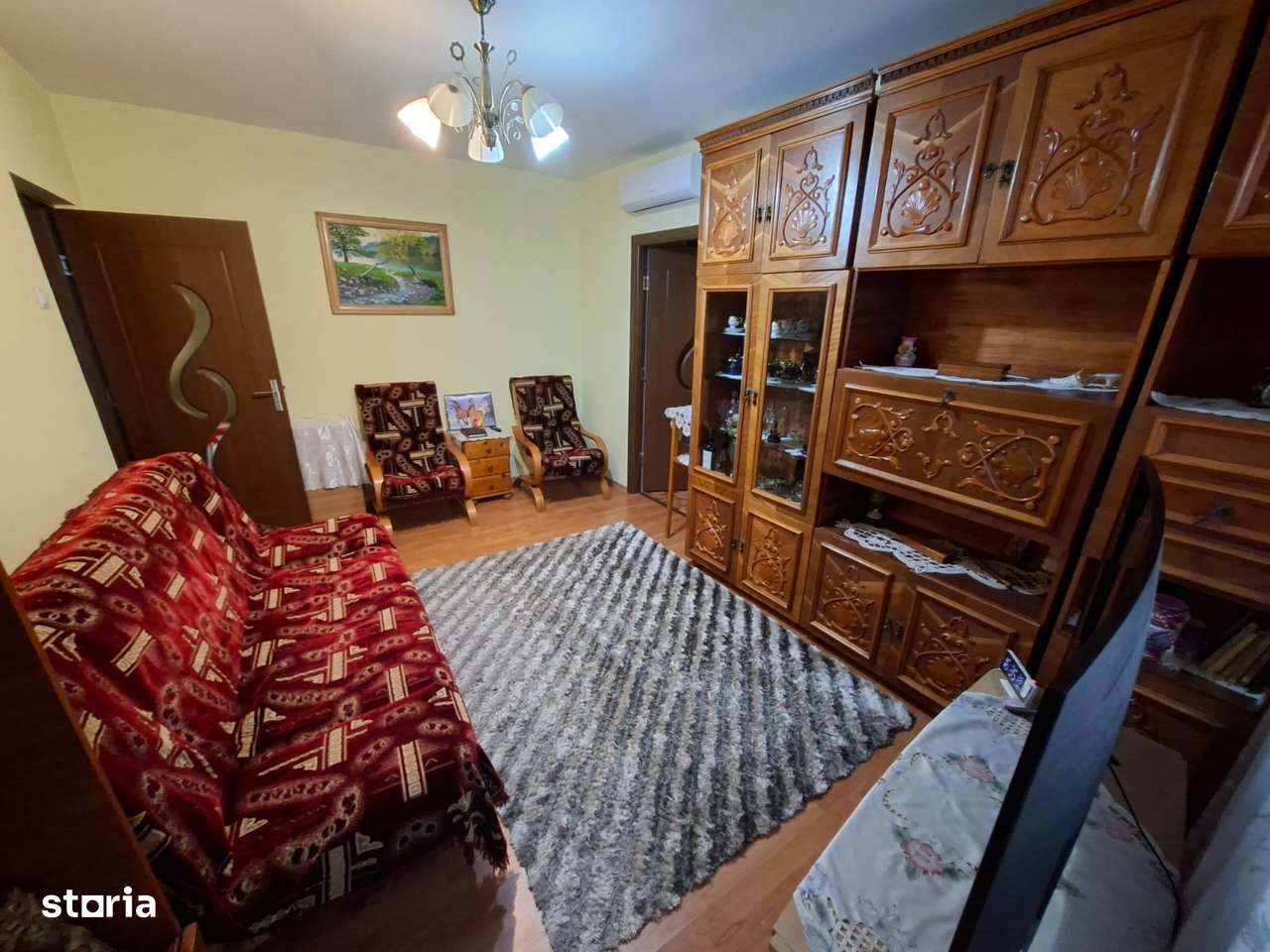 Zona Orizont-3 camere semidecomandat/balcon/mobilat/centrala/etaj 2 - Imagine principală: 2/13