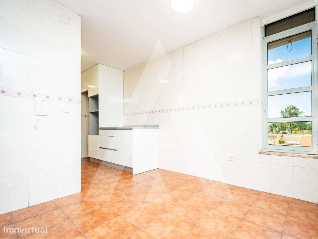 Apartamento T4 próximo ás escolas - Ovar-11