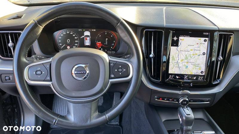 Volvo XC 60 D4 Momentum Pro - 13