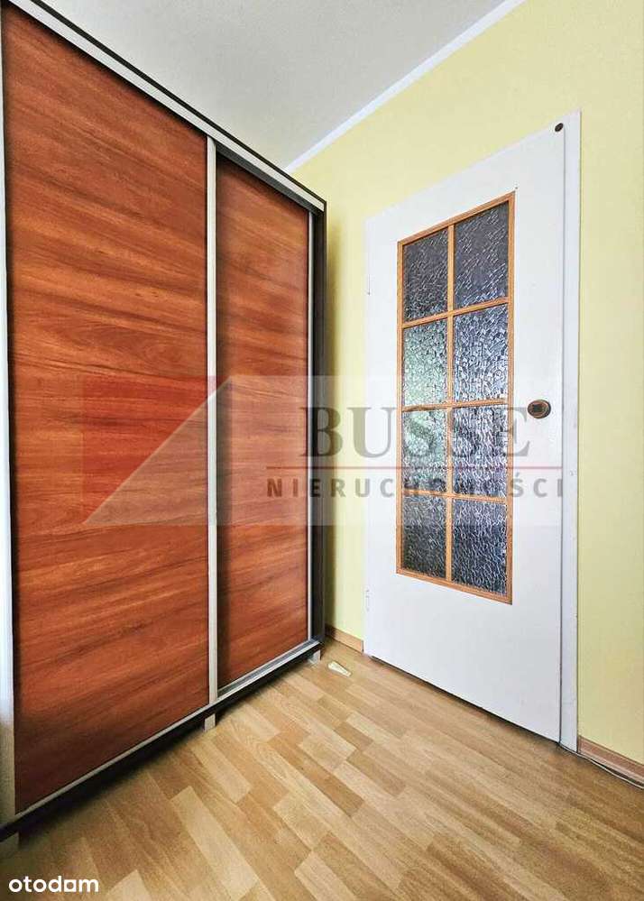 4 pok. na os. Zawadzkiego-Klonowica w niskim bloku-7