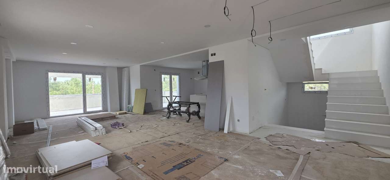 Moradia Isolada T4, Pinhal General-3