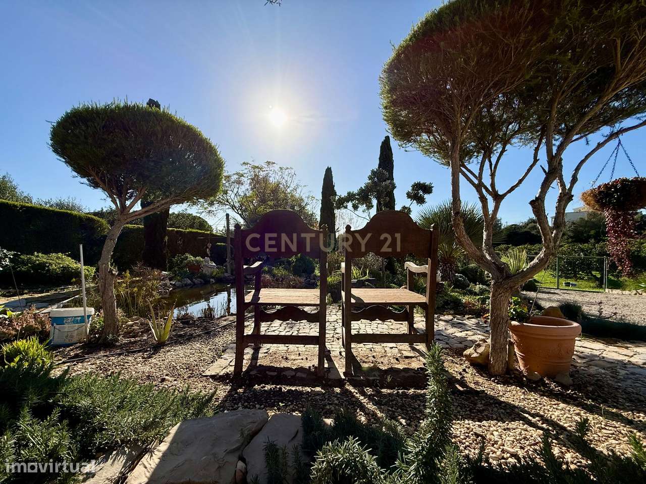 O seu refúgio de sonho no coração do Algarve, a poucos minutos da Prai-21