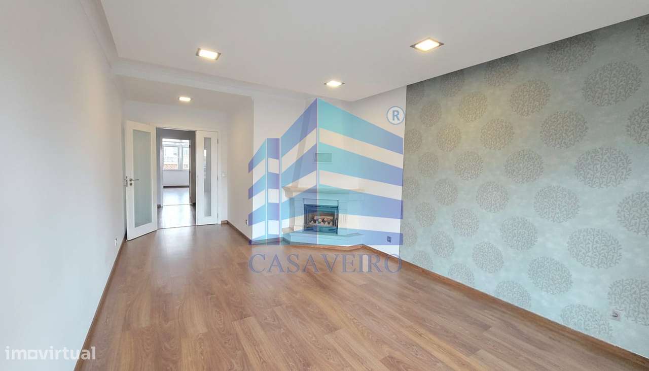 Apartamento T2 na Avenida Lourenço Peixinho em Aveiro-8