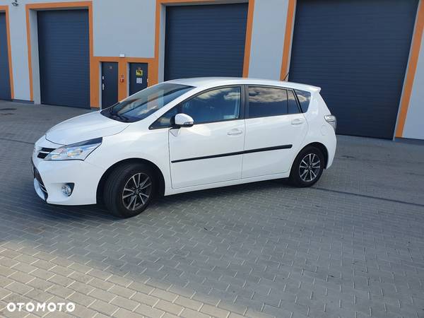 Toyota Verso 1.8 Prestige - 2