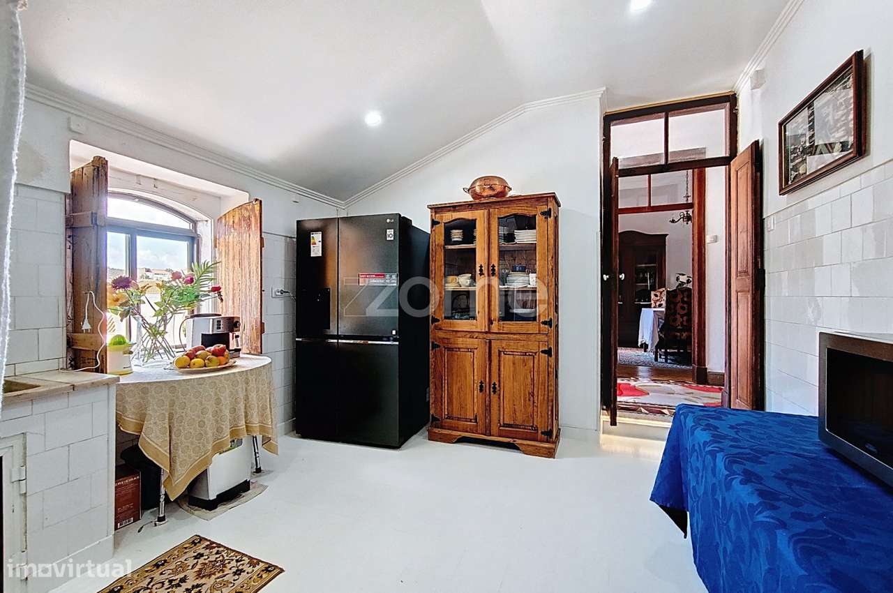 Moradia V6 no centro de São Marcos da Serra, em lote de 668m2-54