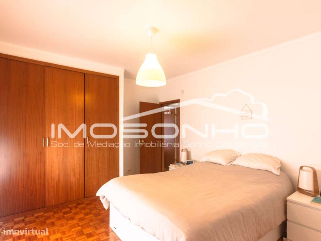 Apartamento T3, com terraço e elevador, no centro da Marinha Grande-12
