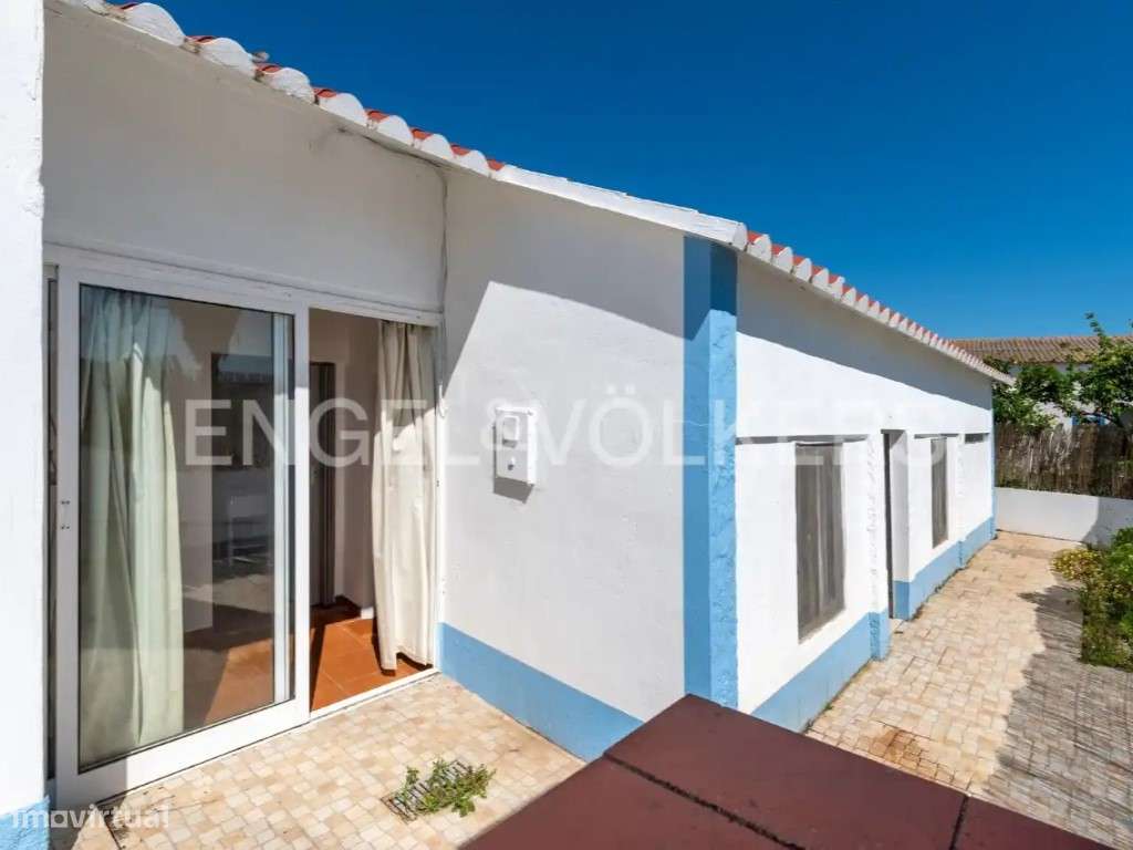 Moradia para renovar na Carrasqueira-21