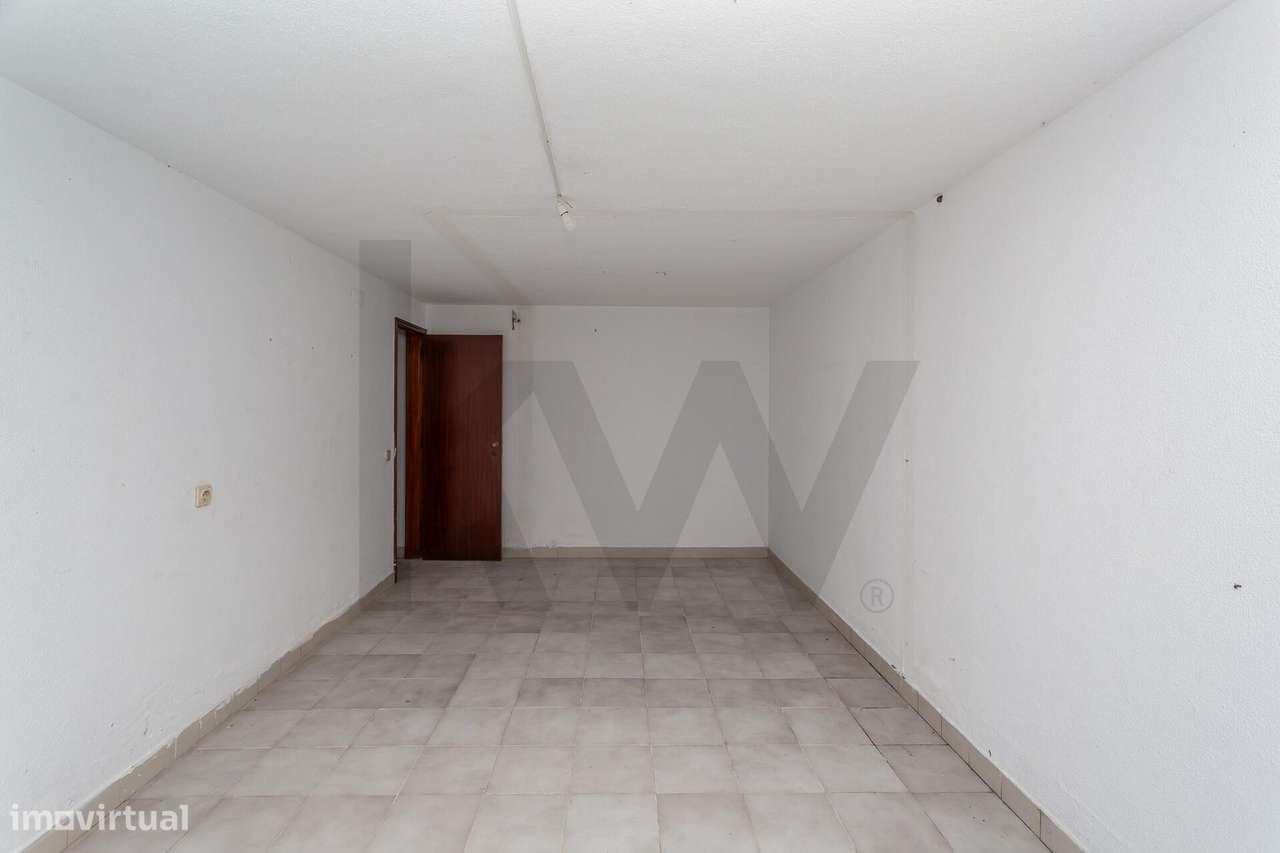 Andar de Moradia T2-45