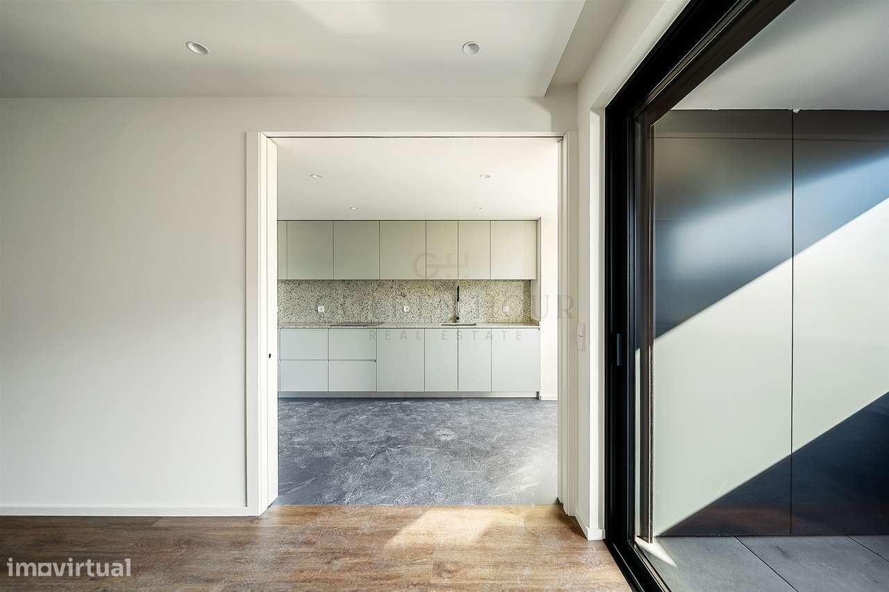 Apartamento T3 Venda em Mafamude e Vilar do Paraíso,Vila Nova de Gaia - Grande imagem: 2/16