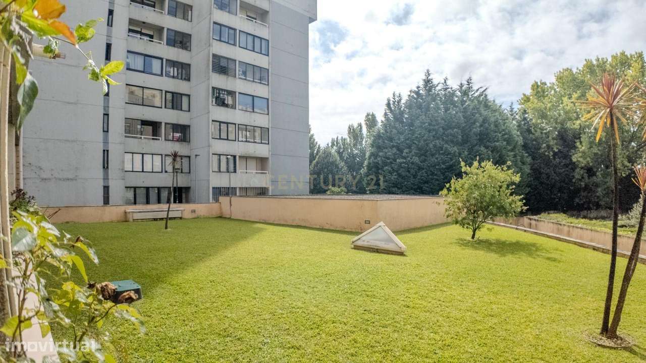 Venha viver no Campo Alegre, Porto | Apartamento de 2 quartos e 1 suit - Grande imagem: 5/46