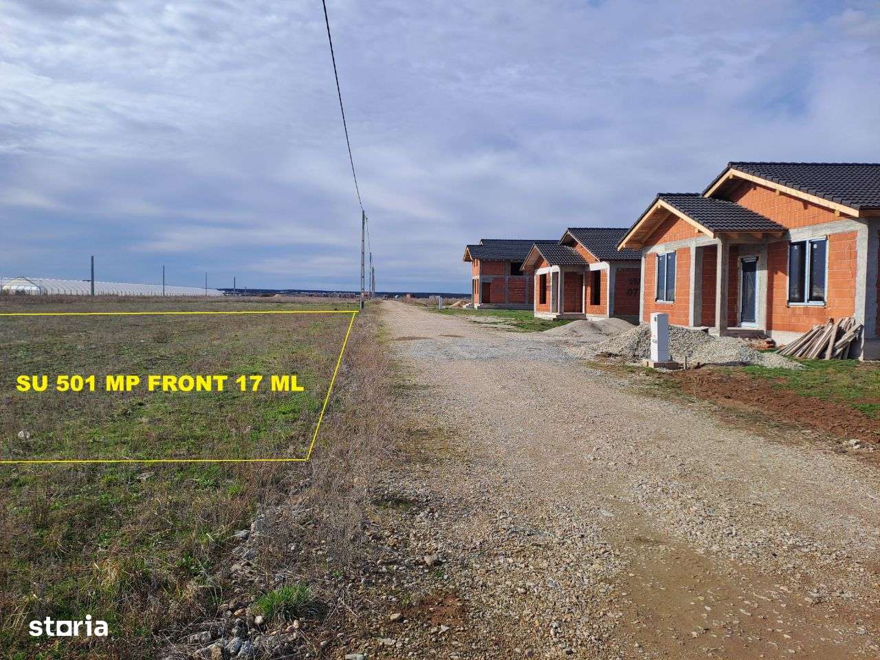 Teren Sanmartin 501 m2 PUZ, utilitati, drum public-0