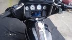 Harley-Davidson Touring Street Glide - 11