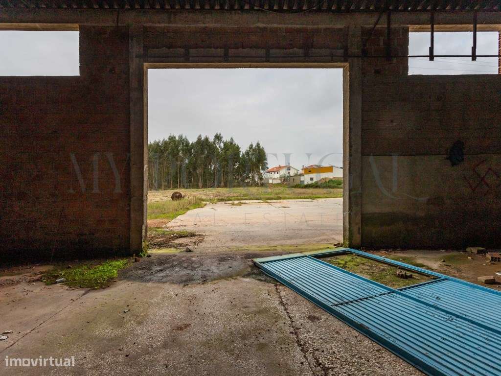 Terreno para Construção de 32.500 m² com Viabilidade Turística e In...-8