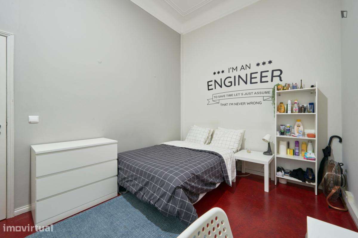 Quarto - localizado em Entrecampos Lisbon - Grande imagem: 3/10