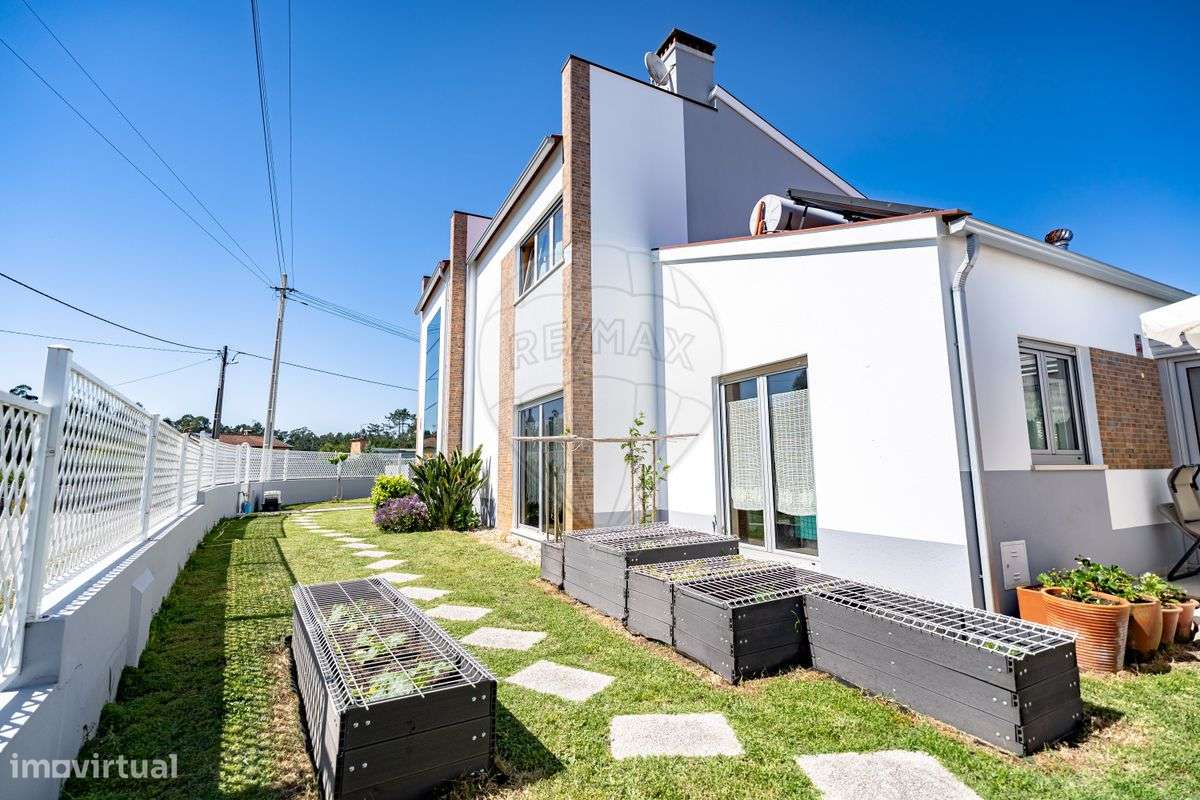 Moradia T3 para venda - Grande imagem: 1/50