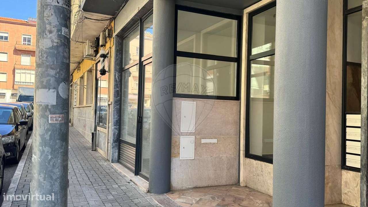 Loja  para arrendamento - Grande imagem: 4/14