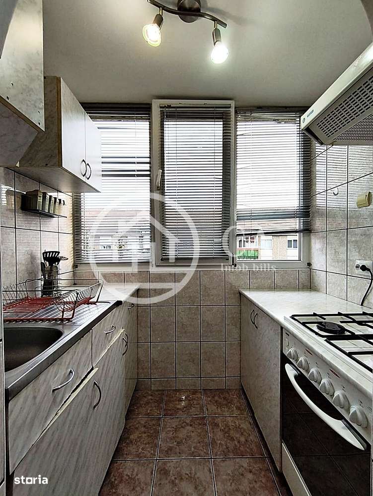 Apartament de vânzare cu 2 camere în zona Decebal, Oradea-8