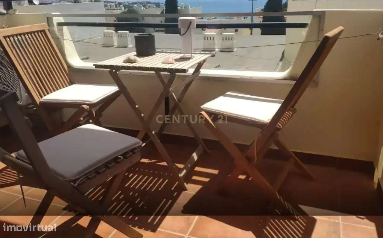 T0 renovado com vista mar, piscina e a 5 minutos a até da praia – Cent - Grande imagem: 4/13