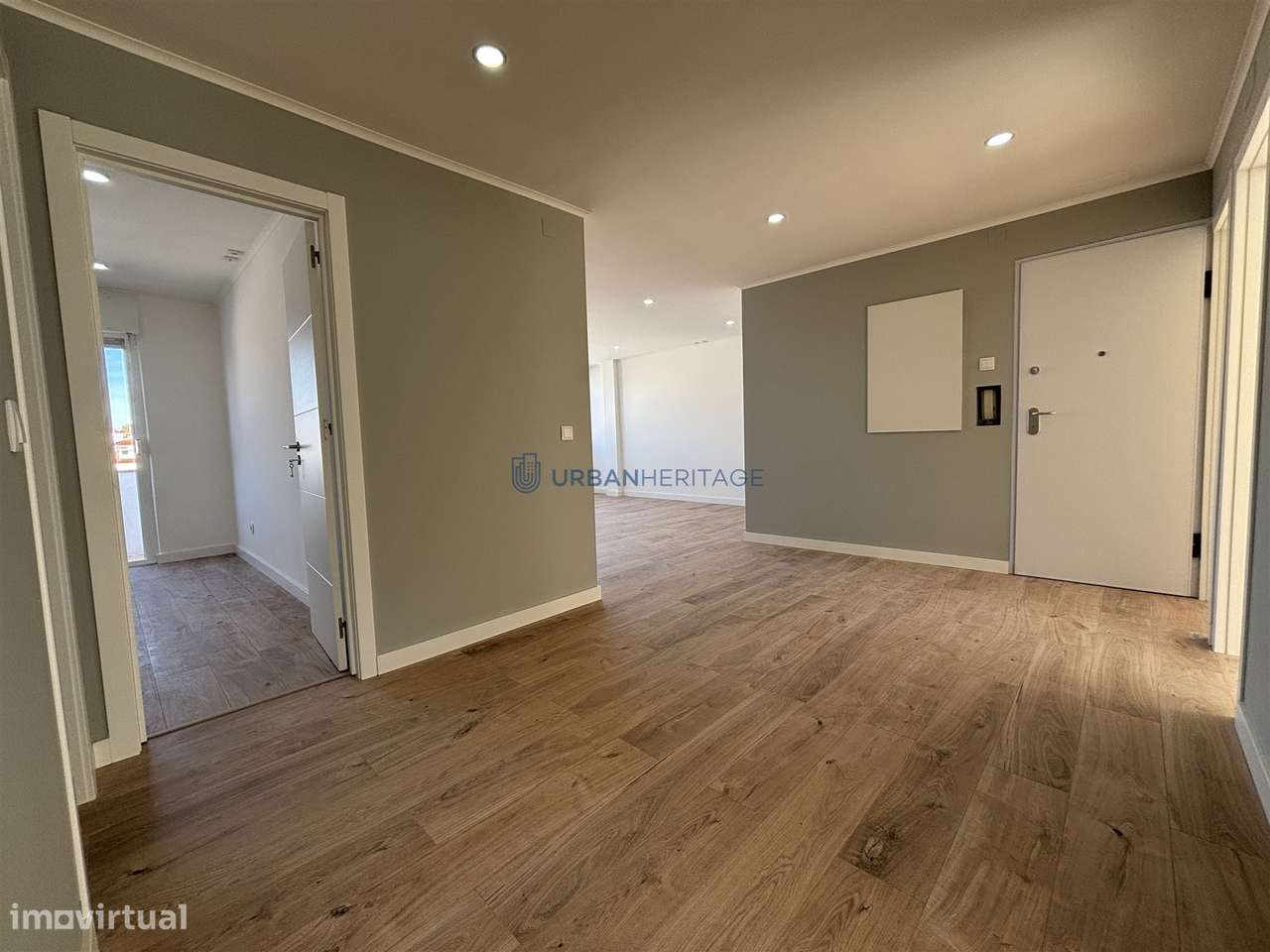 Apartamento T4 Venda em Águas Livres,Amadora - Grande imagem: 4/46