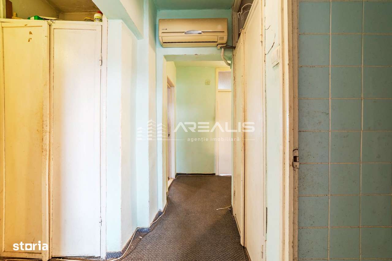 Apartament spațios 3 camere, central-7