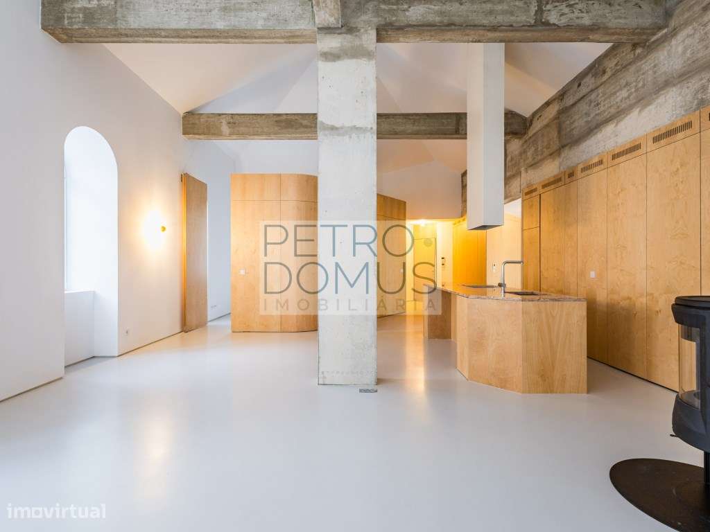 Apartamento T1+1 Único no Centro Histórico de Leiria - Grande imagem: 4/32