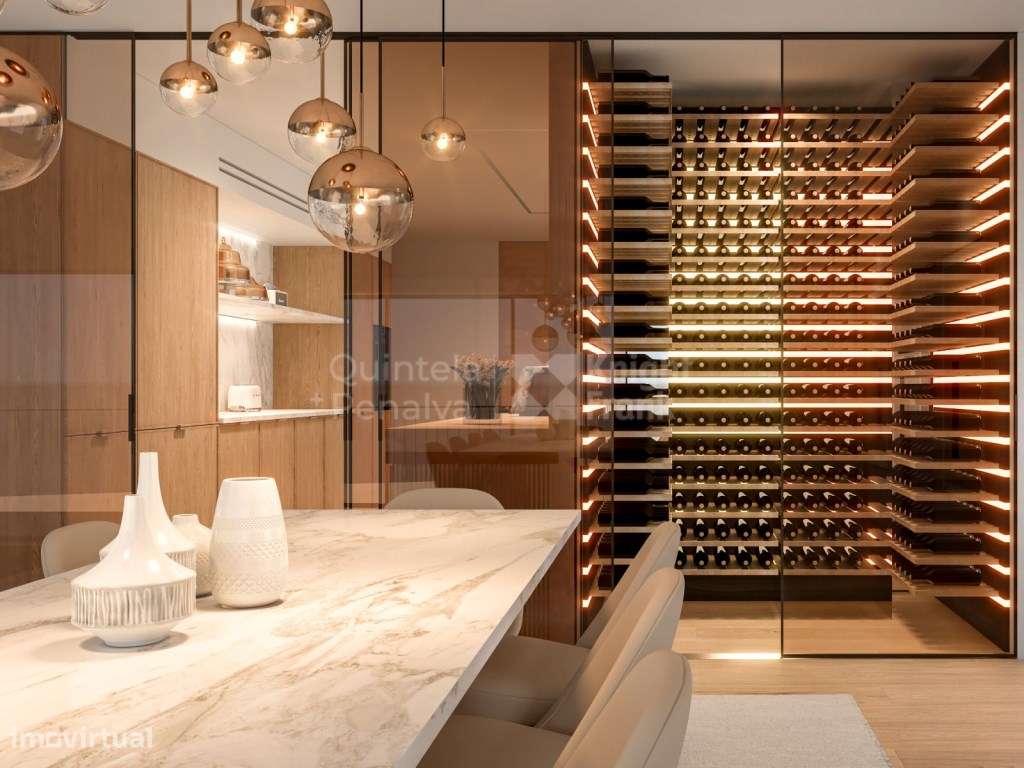 Apartamento T4 com jardim, piscina e estacionamento no Estoril - Grande imagem: 5/27