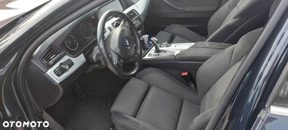 BMW Seria 5 520i Luxury Line - 24