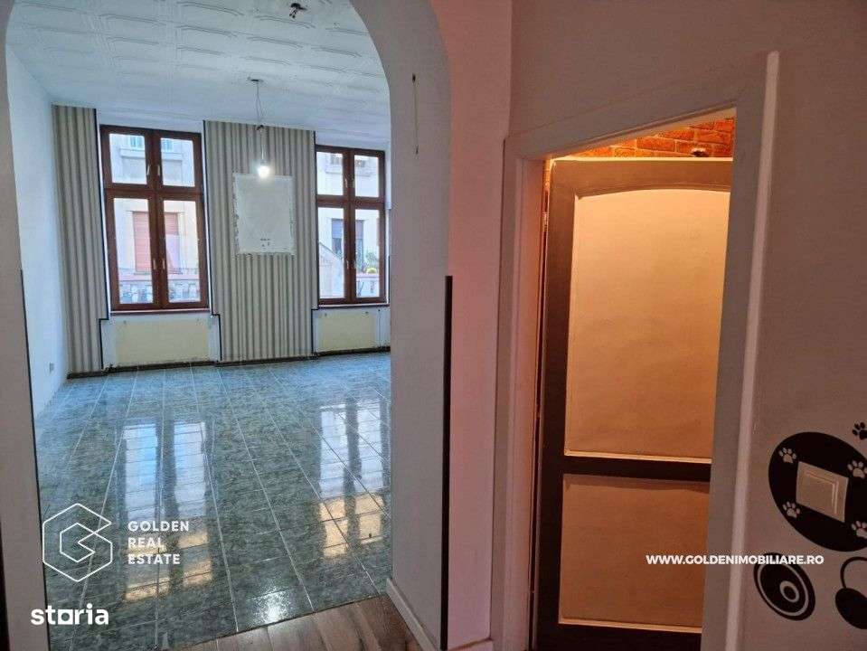 Apartament 3 camere, ultracentral, cladirea Catedralei Catolice - Imagine principală: 1/10