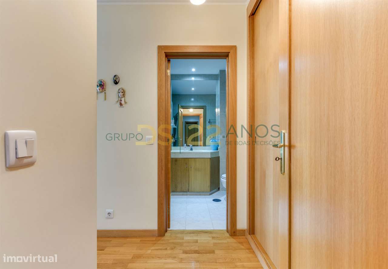 Apartamento T3 Venda em Mozelos,Santa Maria da Feira-17