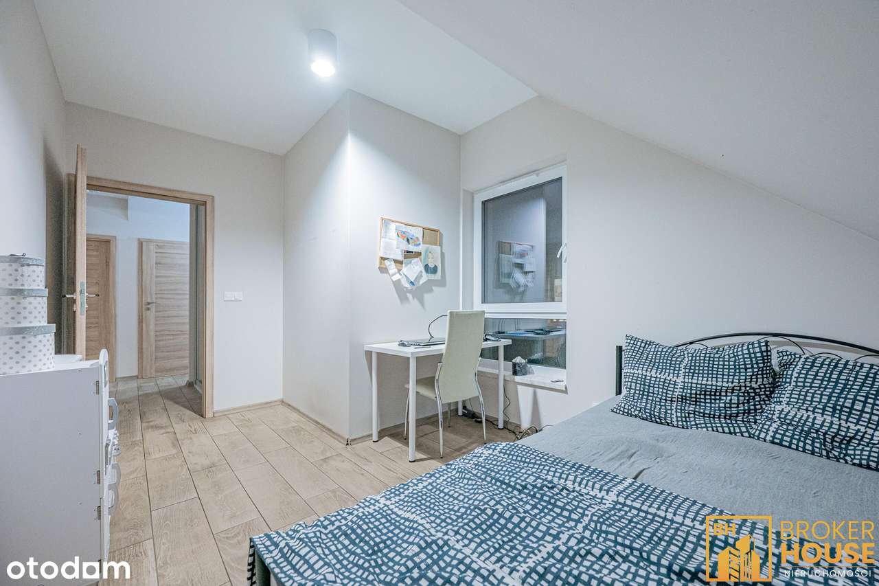 WYJĄTKOWY DOM W ZABUDOWIE BLIŹNIACZEJ-8