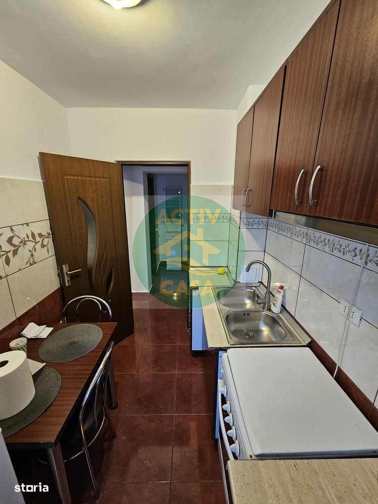 Apartament 2 camere, etaj 2. zona Piata Mare - Imagine principală: 4/10