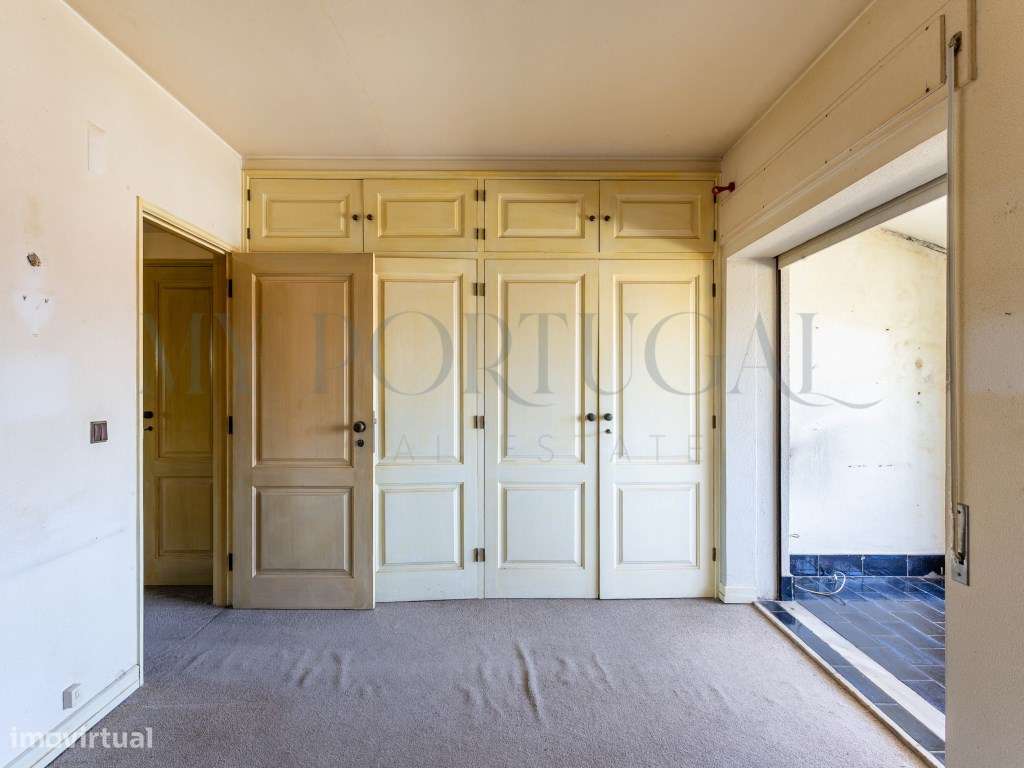 Apartamento T3 com Duas Varandas e Vista Privilegiada - Cascais - P...-31