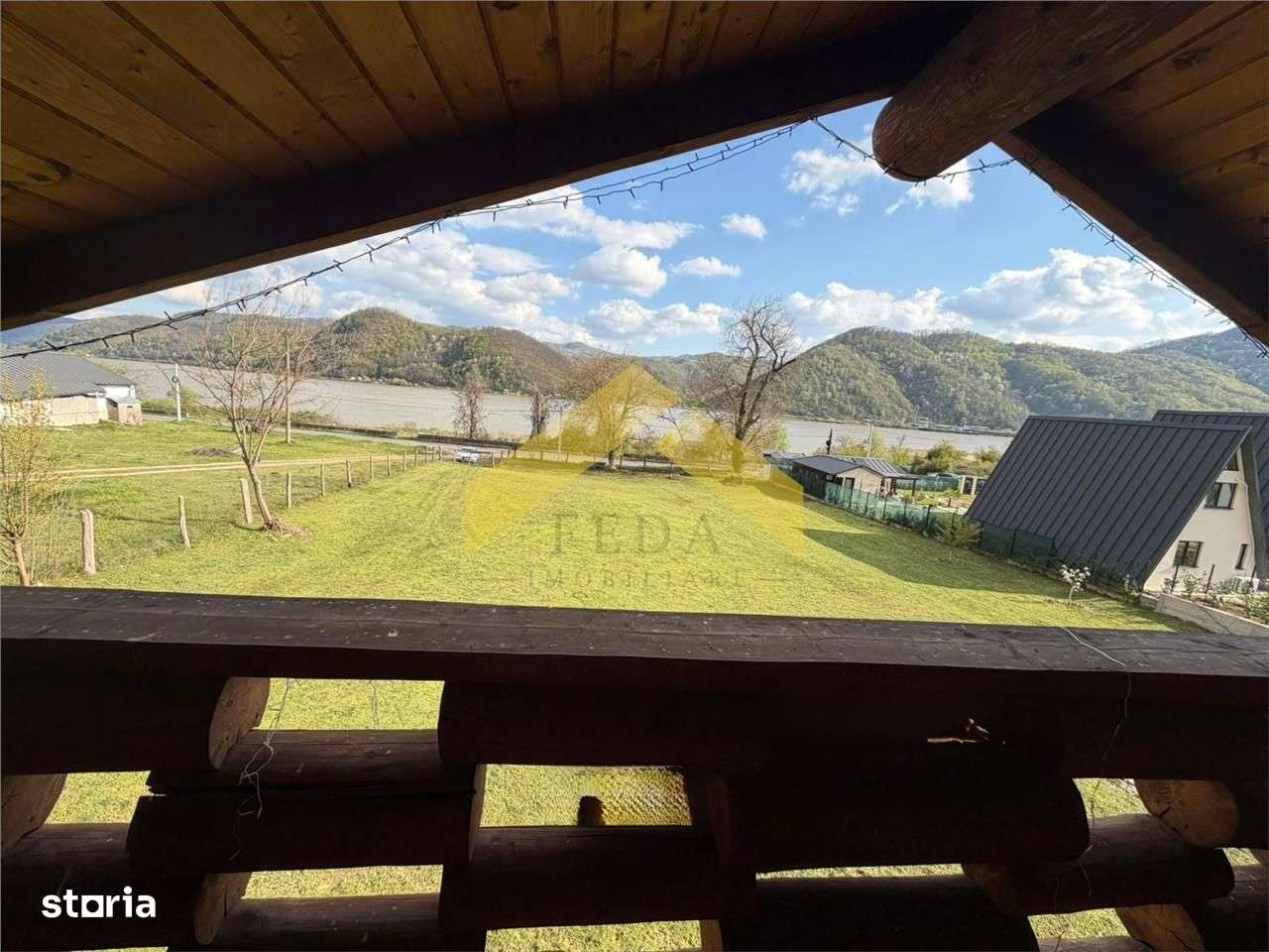 Cabana din piatra de codru si busteni pe Clisura Dunarii, Caraș-S-9