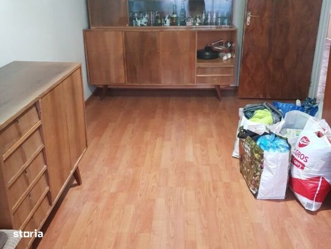 Apartament 4 camere. 1 Decembrie 1918, Ozana.-5