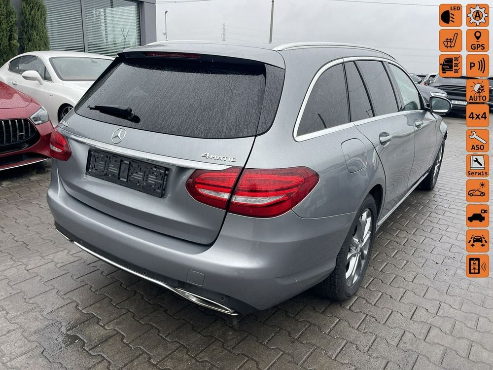 Mercedes-Benz C W205 400 4Matic 9G-TRONIC Avantgarde 2015