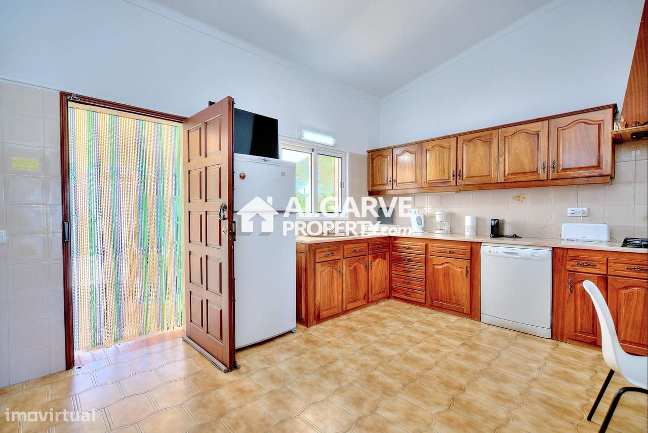 Charmosa moradia V3+1 com vista sobre o campo junto de Sta Barbara de - Grande imagem: 5/33