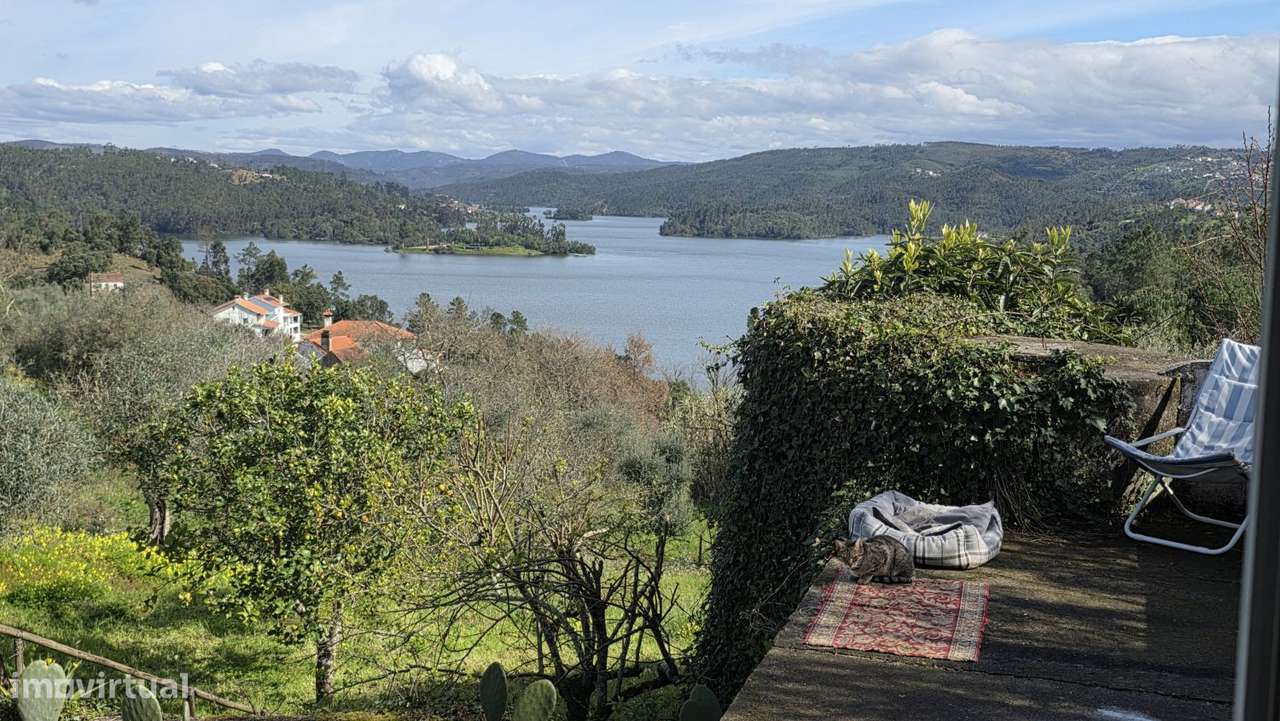 Moradia com vista magnífica para o Rio Zêzere, perto da Serra de Tom-7